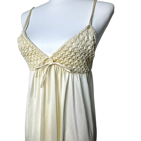 KAYSER Medium Vintage Butter Yellow Full Length Lurelon Nylon Nightgown Silky - Picture 3 of 7